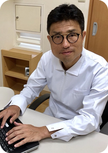 院長　井田勲